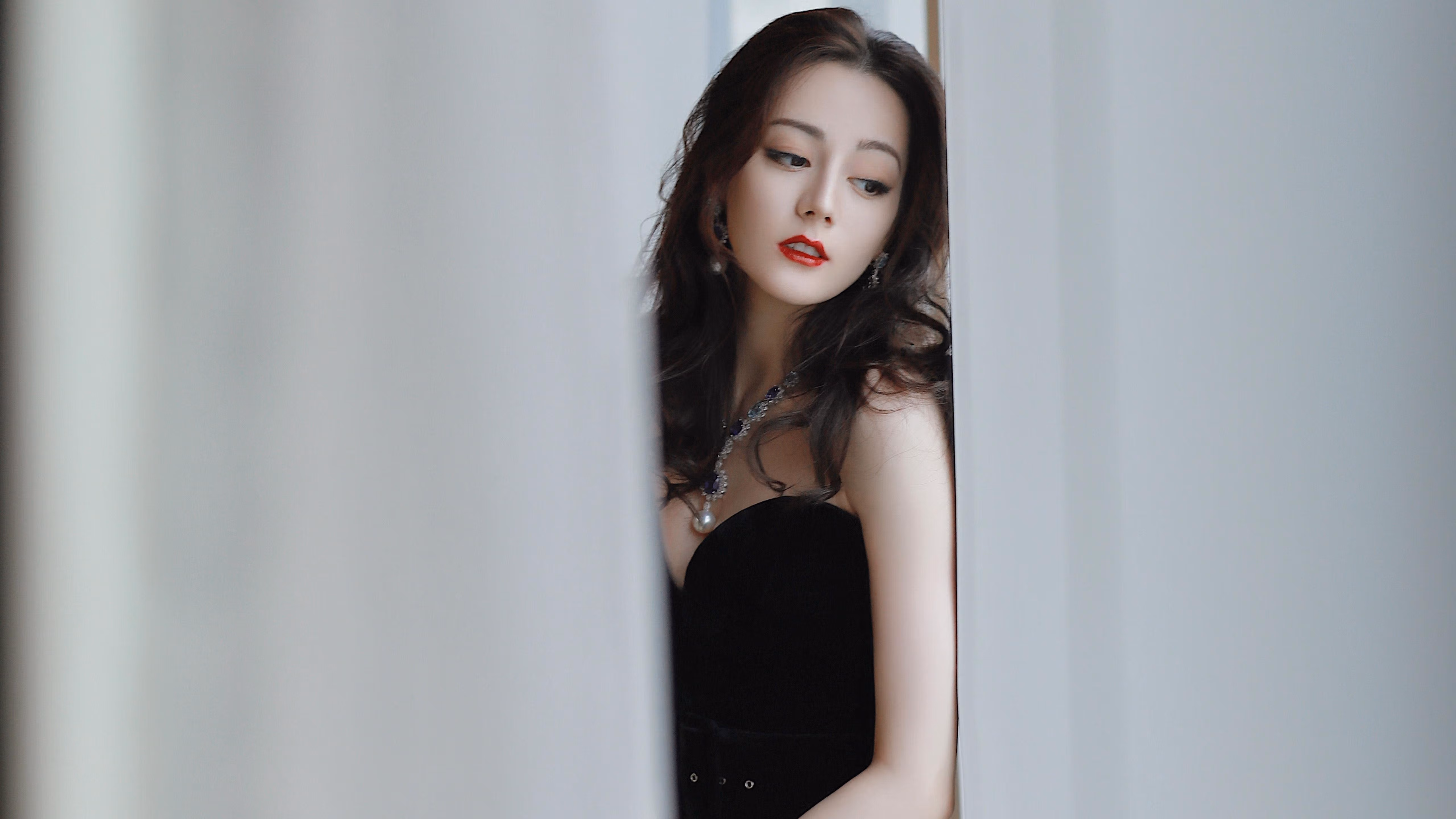 开云·体育官网APP下载-_老鹰快攻犀利，比赛精彩不断_，老鹰秒训