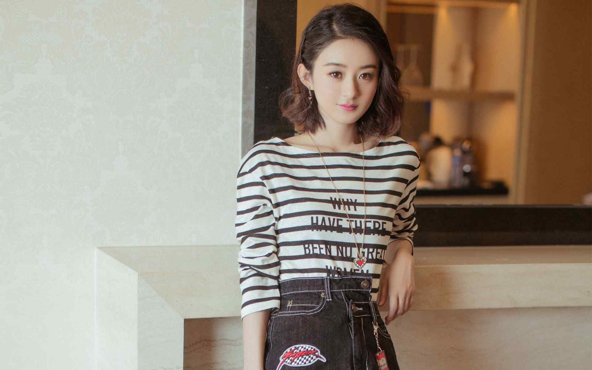 开云网页版-国际比赛中的惊喜连连，球员们展现出色技巧，国际竞技比赛